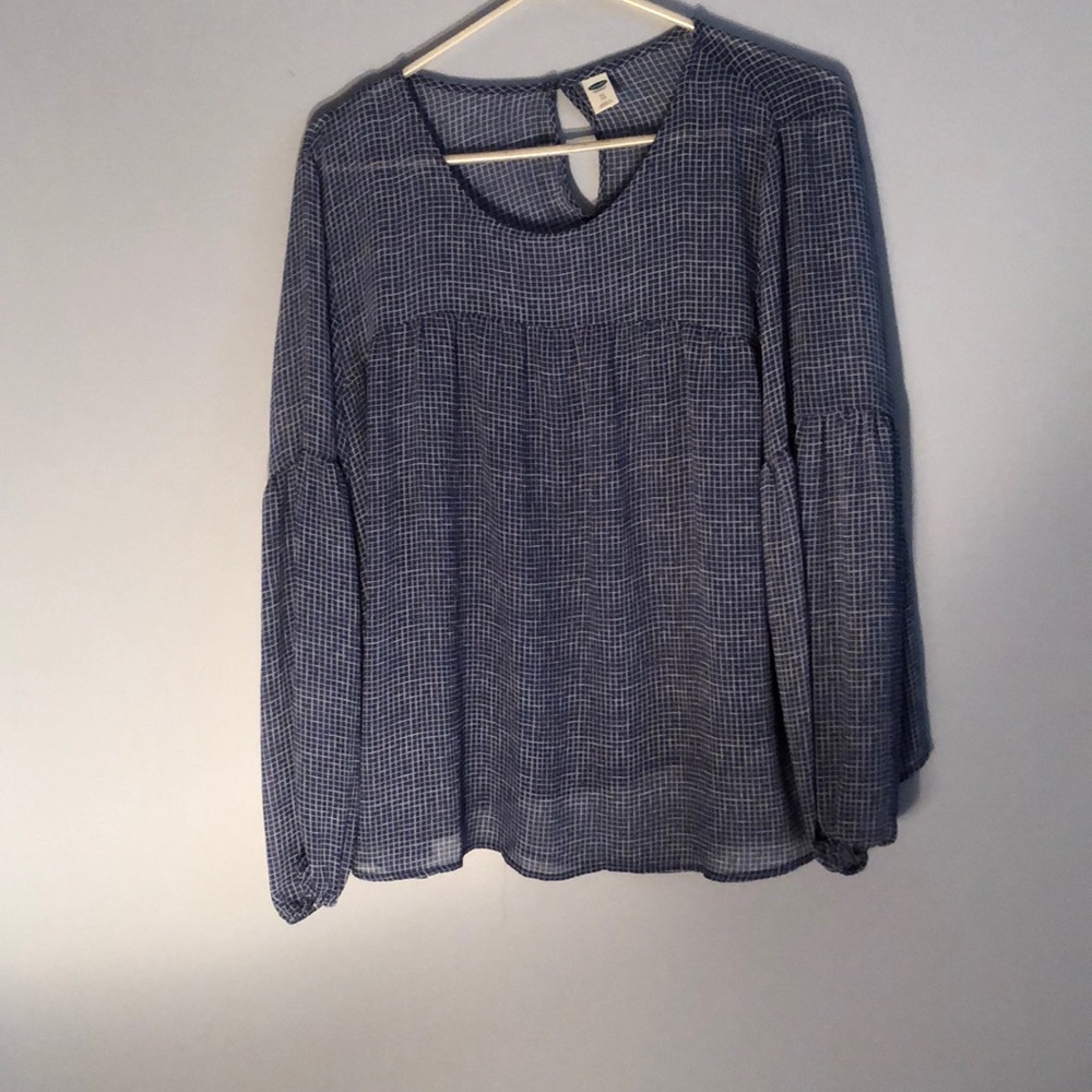 Blue long sleeve shirt